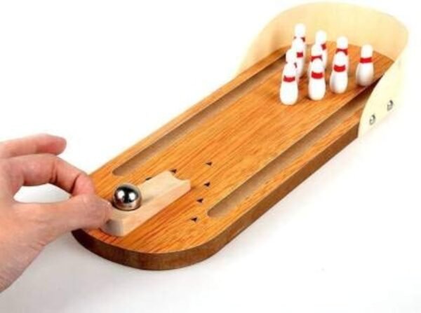 Mini-Entertainment Desktop Bowling Game Set